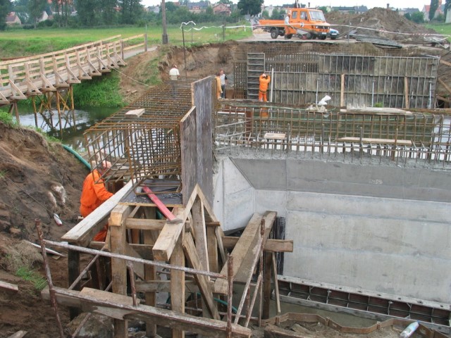 Rozbiórka istniejącego i budowa nowego mostu przez Kanał Kościański