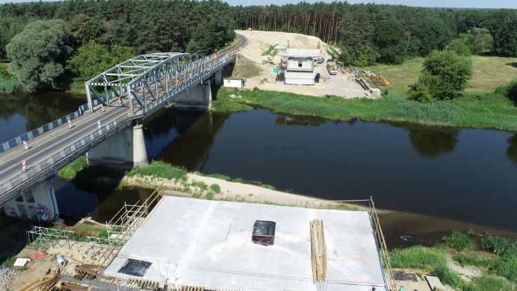Budowa nowego mostu w Rogalinku