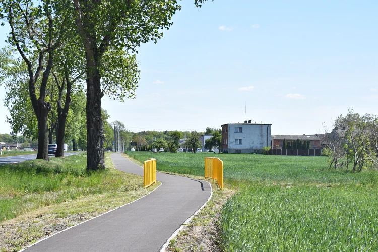 Nowa droga dla rowerów w powiecie grodziskim