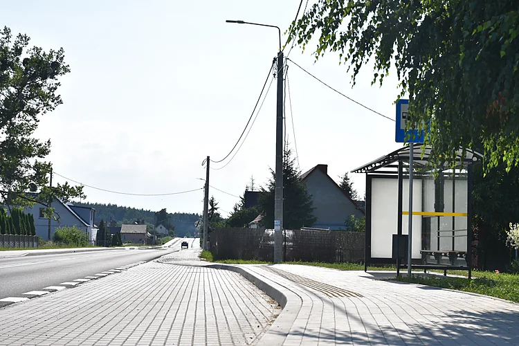 Rozbudowana droga wojewódzka nr 191 w Zacharzynie