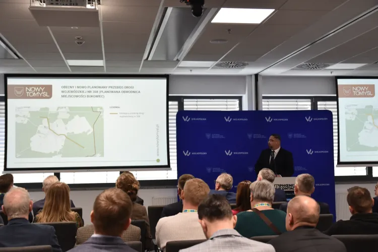 otwarcie nowego odcinka drogi wojew&oacute;dzkiej nr 305