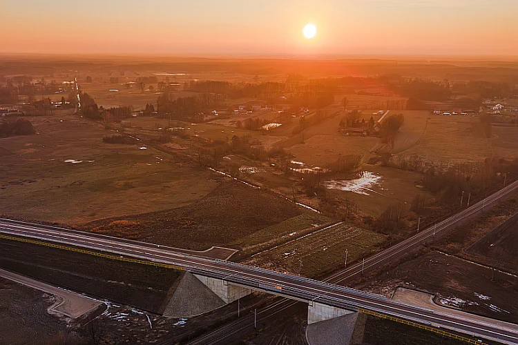 otwarcie nowego odcinka drogi wojew&oacute;dzkiej nr 305