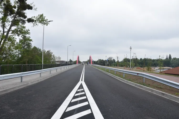 Nowy most nad Kanałem Ślesińskim